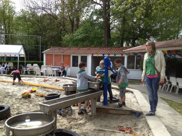 Speeltuin bevers & welpen 2013
