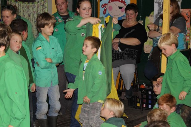 Welpen-installatie 2013