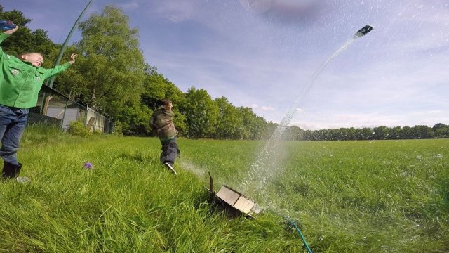 Welpen waterraket 2015